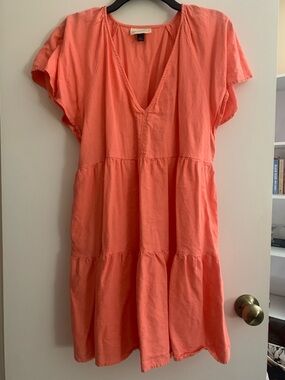 Coral Tiered V-Neck Short Sleeve Dress
